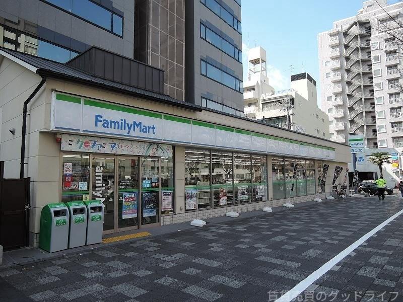 コンビニ　ファミリーマート御池西洞院店（コンビニ）まで266m