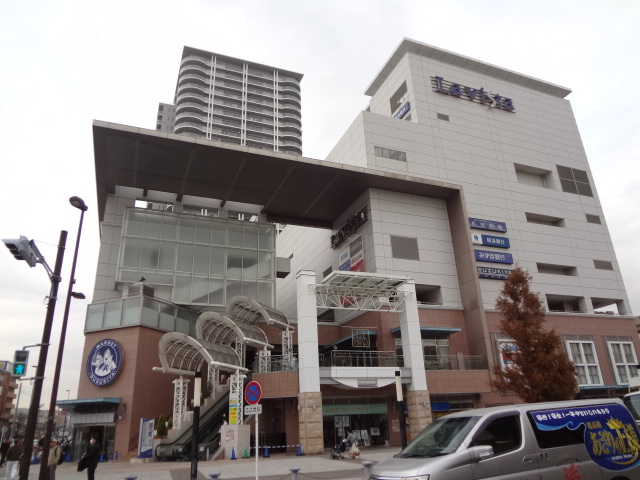 ショッピングセンター　らびすた新杉田（ショッピングセンター）まで392m