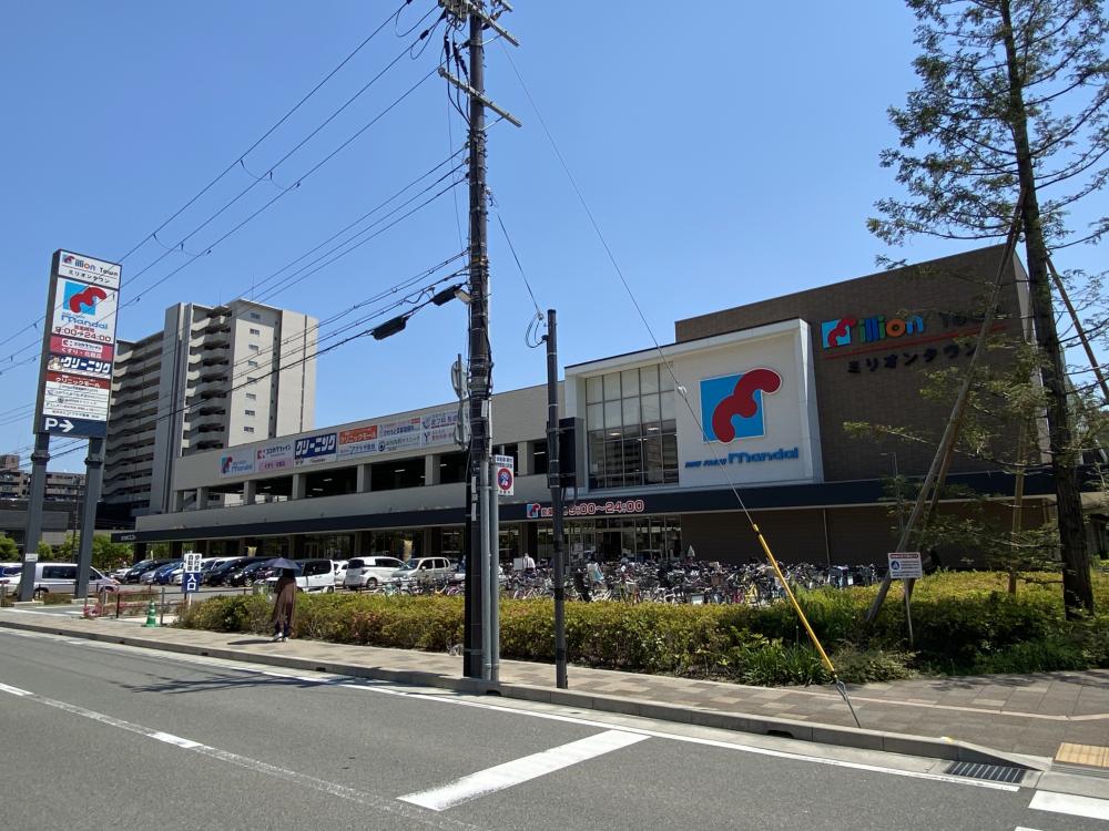 スーパー　万代 塚口店（スーパー）まで381m