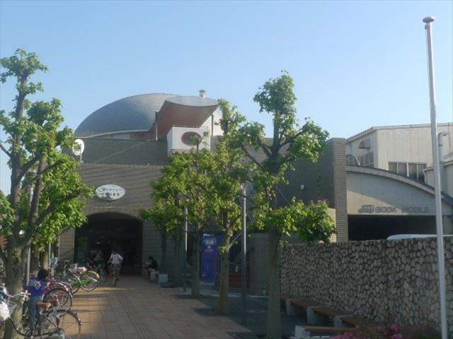 図書館　花園図書館（図書館）まで772m