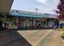 スーパー　よろずや愛甲原店（スーパー）まで802m