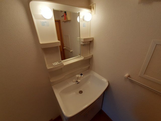 洗面設備　忙しい朝には欠かせない洗面所です