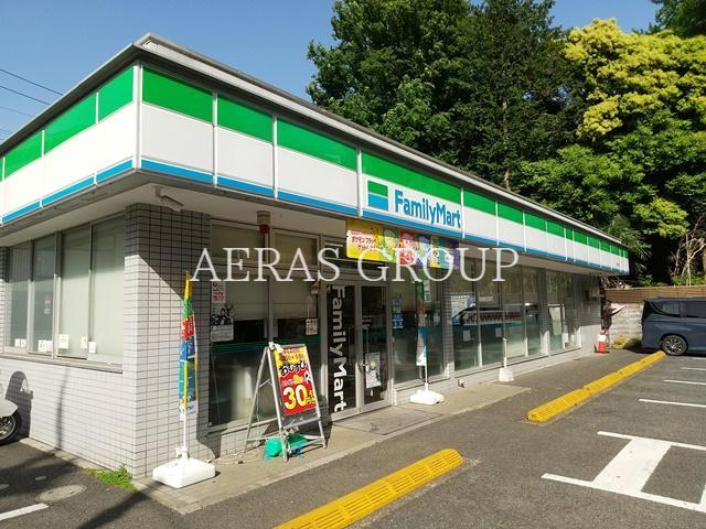 コンビニ　ファミリーマート 都立家政店（コンビニ）まで210m