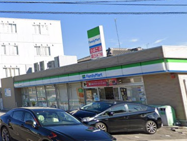 コンビニ　ファミリーマート 大府共栄店（コンビニ）まで563m