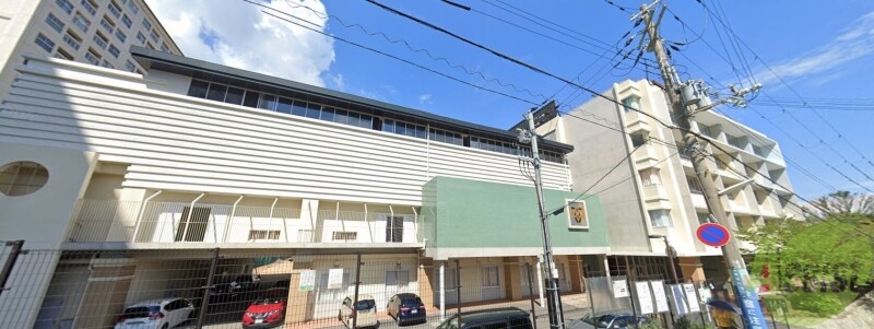 中学校　神戸市立夢野中学校（中学校）まで712m