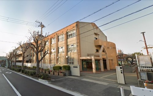 小学校　神戸市立本山第三小学校（小学校）まで417m