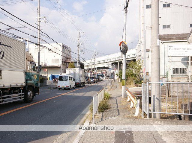 その他　前面道路（その他）まで0m