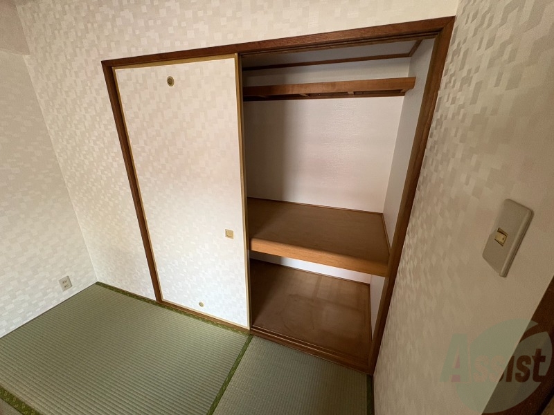 収納　寝室の収納です。部屋がすっきり片付きます。