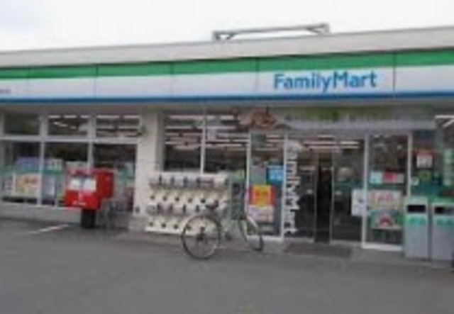 コンビニ　ファミリーマート船橋夏見台店（コンビニ）まで732m
