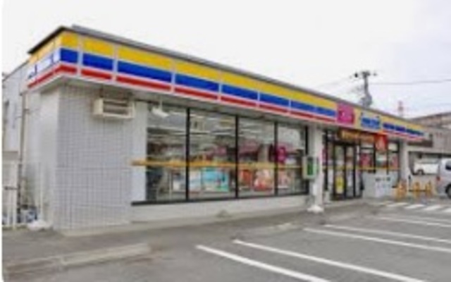 コンビニ　ミニストップ船橋夏見台店（コンビニ）まで689m