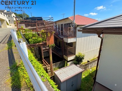 建物外観　閑静な住宅街