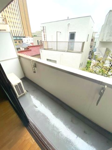 バルコニー　バルコニーです