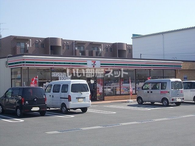 コンビニ　セブンイレブン 磐田鳥之瀬店（コンビニ）まで338m