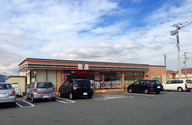 コンビニ　セブンイレブン御殿場大坂店（コンビニ）まで290m