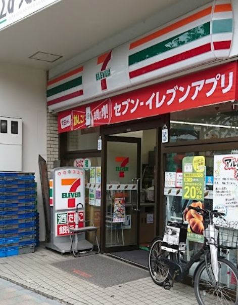 コンビニ　セブンイレブン 世田谷桜新町駅前店（コンビニ）まで476m