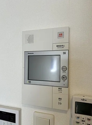 セキュリティ　☆モニター付きインターホン☆