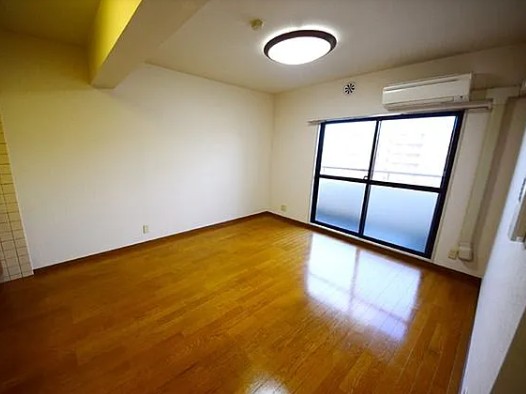 居室・リビング　広々しています