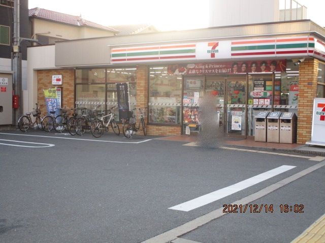 コンビニ　セブンイレブン茨木舟木町東店（コンビニ）まで200m