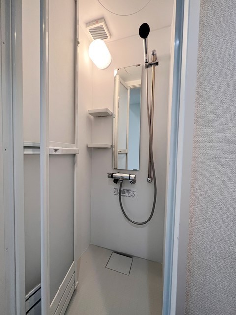 バス・シャワールーム　同仕様参考写真