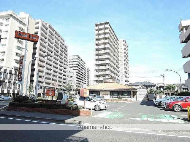 飲食店　ロイヤルホスト西鹿児島店（飲食店）まで469m