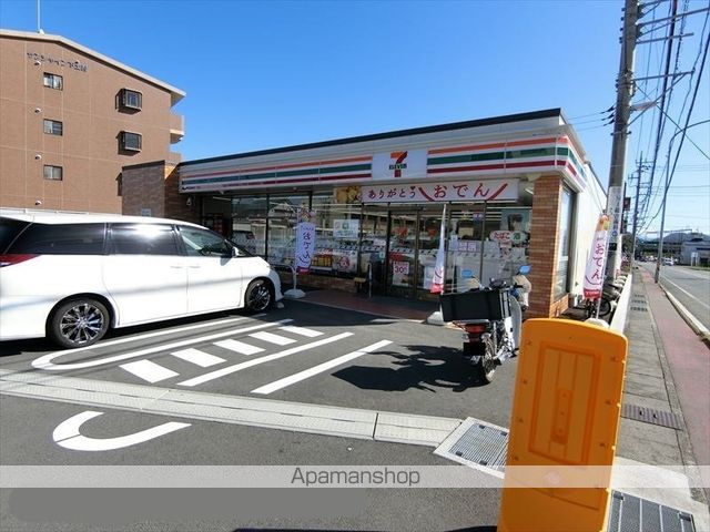 コンビニ　セブン－イレブン長泉中央通り店（コンビニ）まで729m