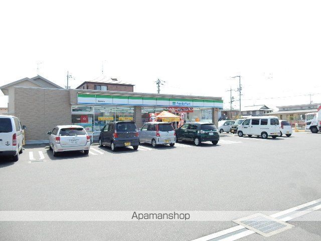 コンビニ　ファミリーマート岡山御南店（コンビニ）まで1117m