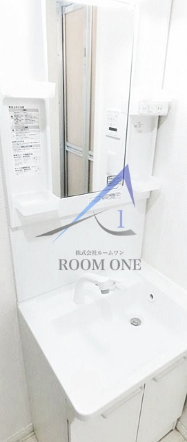 洗面設備　洗面台です。