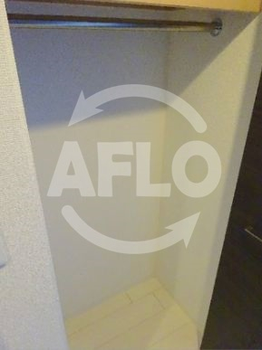 収納　レオンコンフォート難波ノワール　クローゼット
