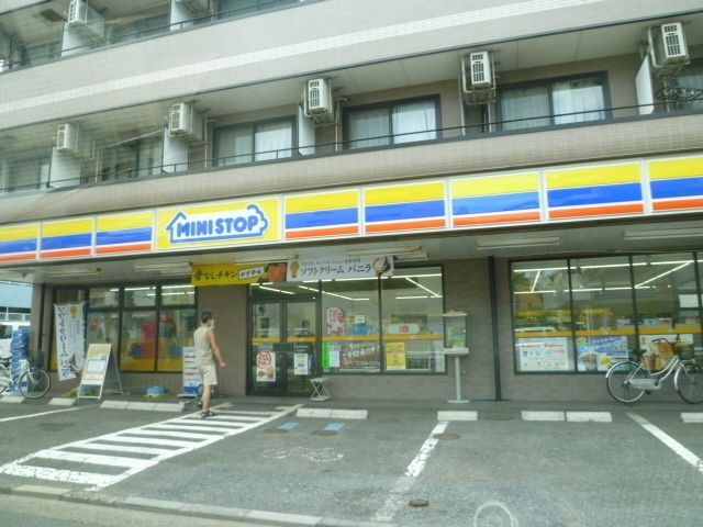 コンビニ　ミニストップ（コンビニ）まで430m