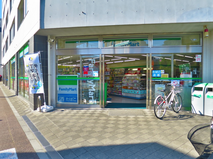 コンビニ　ファミリーマート喜多見店（コンビニ）まで396m