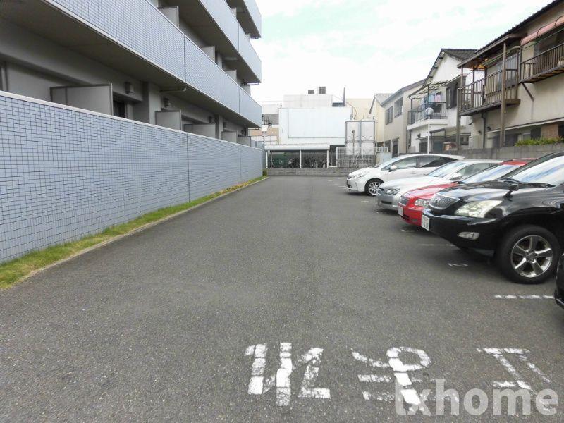 駐車場　駐車場完備です