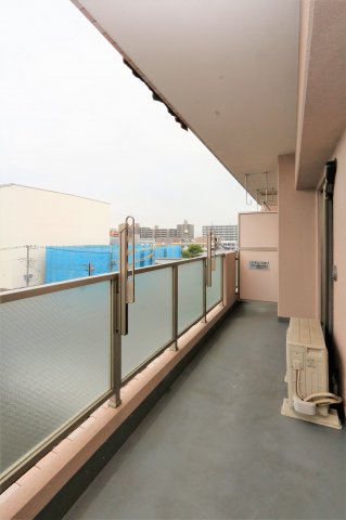 バルコニー　参考写真（同物件別部屋）