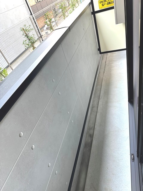 バルコニー　イメージ参考写真