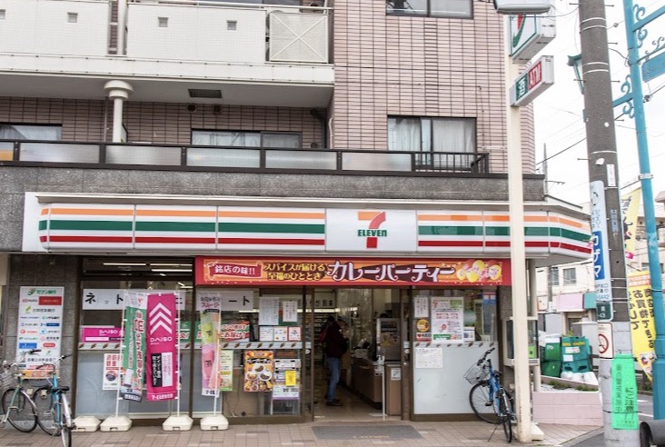 コンビニ　セブンイレブン世田谷松原駅前店（コンビニ）まで203m