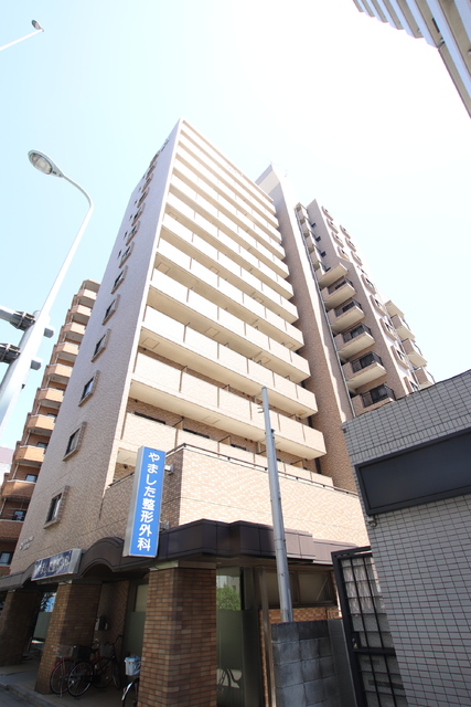 建物外観　★外観タイル張りのオートロック付きマンション★