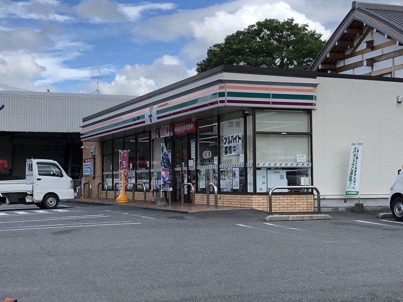 コンビニ　セブンイレブン山口第一病院前店（コンビニ）まで1173m