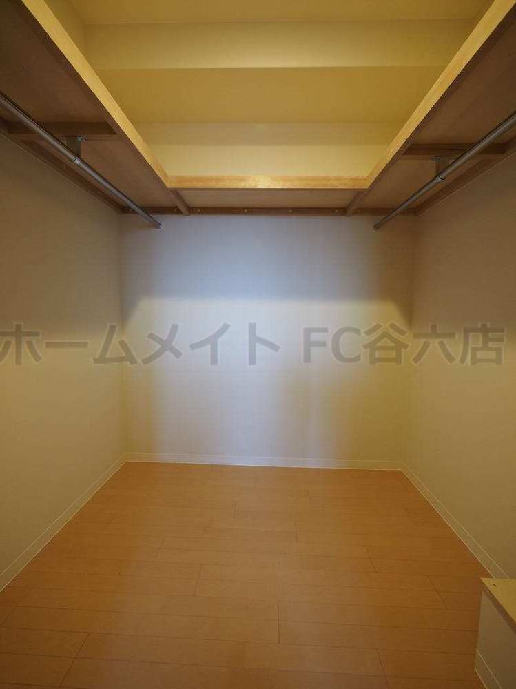 収納　ウォークインクローゼット
