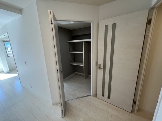 収納　※別部屋の写真です