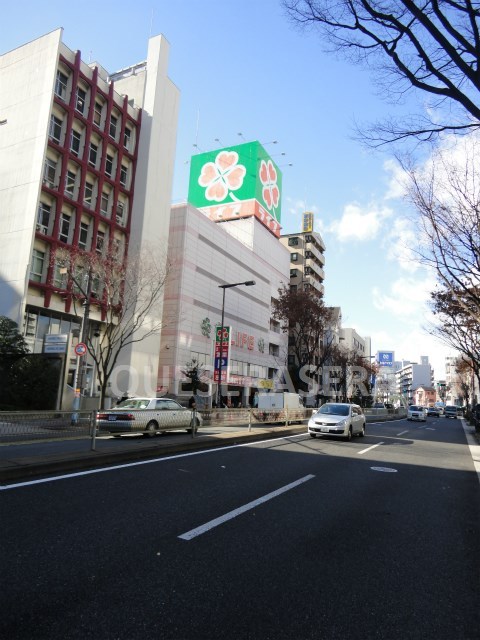 スーパー　ライフ大淀中店（スーパー）まで585m
