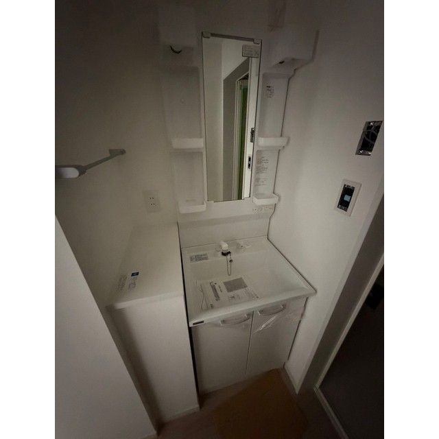 Rooms万代5の内装写真