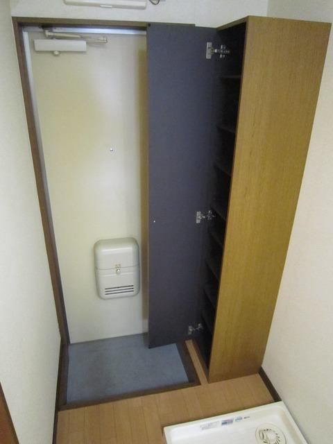 玄関　玄関　シューズBOX付