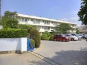 中学校　流山市立南部中学校（中学校）まで963m