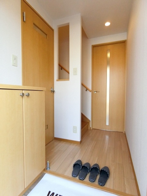 玄関　図面と現状に相違がある場合には現状を優先