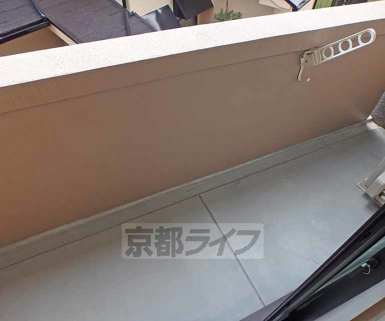バルコニー　南向きの明るいバルコニーです。