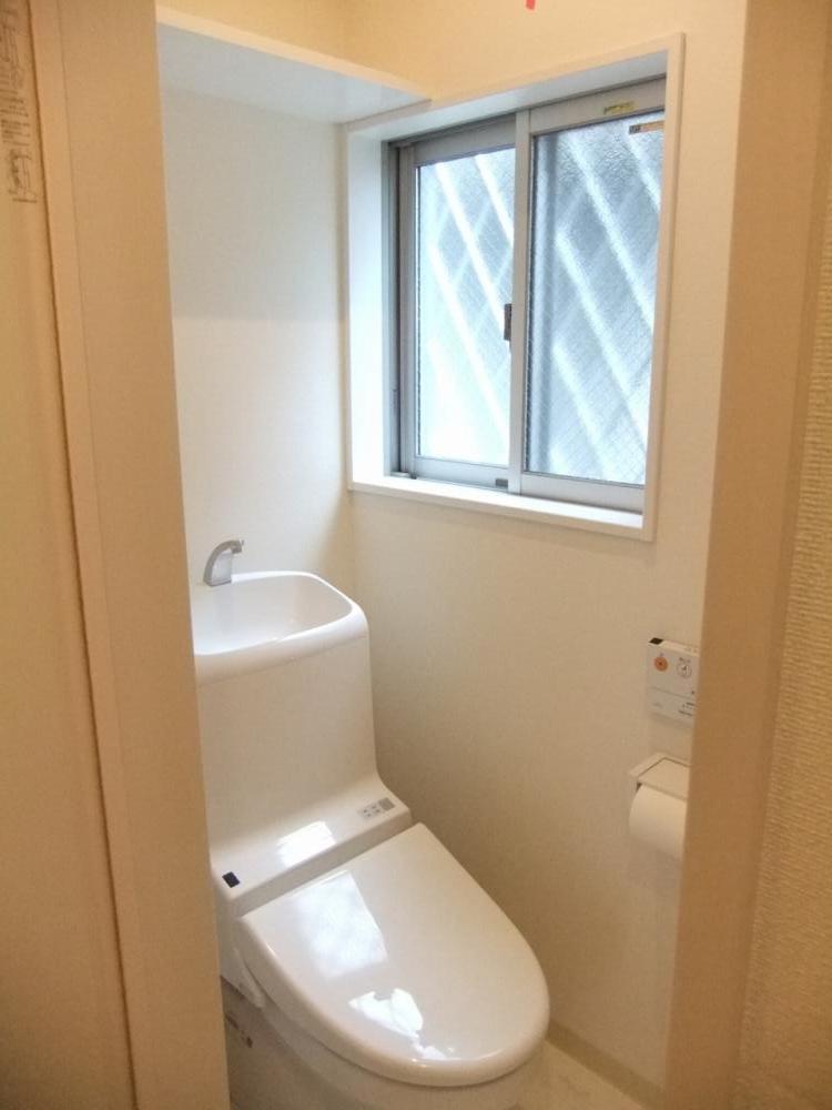 サープラス溝口のトイレ写真