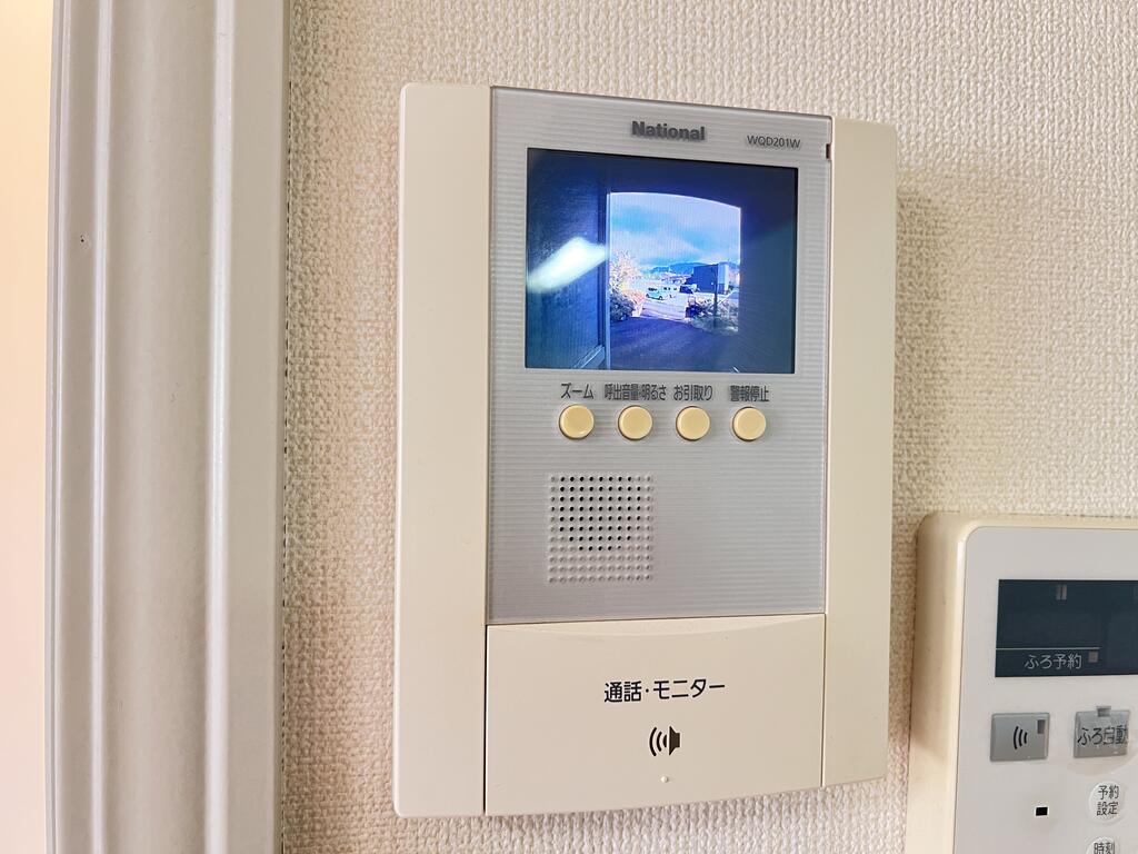 セキュリティ　モニターインターホンで急な来訪時も安心です(^^♪