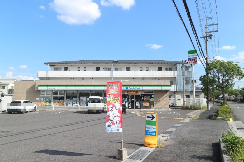 コンビニ　ファミリーマート 栗東小柿十丁目店（コンビニ）まで436m