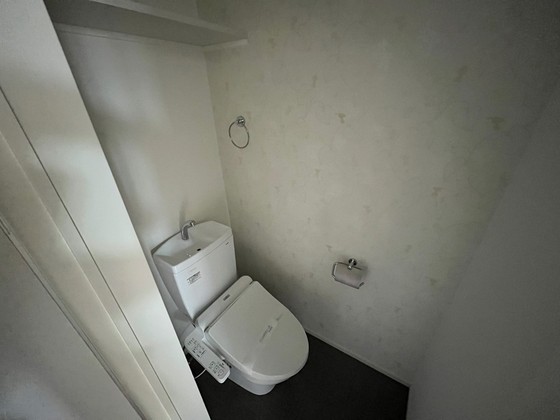 トイレ　※別部屋の写真です※