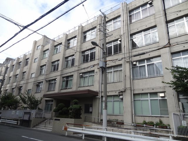 中学校　大阪市立大淀中学校（中学校）まで289m