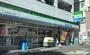コンビニ　ファミリーマート 博多駅前四丁目店（コンビニ）まで638m